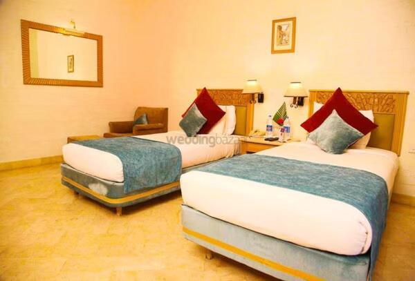 The Golden Palms Hotel & Spa Chik Banavar Exterior photo