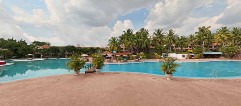 The Golden Palms Hotel & Spa Chik Banavar Exterior photo